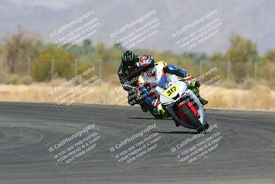 media/Mar-28-2022-Superbike Trackdays (Mon) [[b8603d0f67]]/Open Track Time/Turn 7/